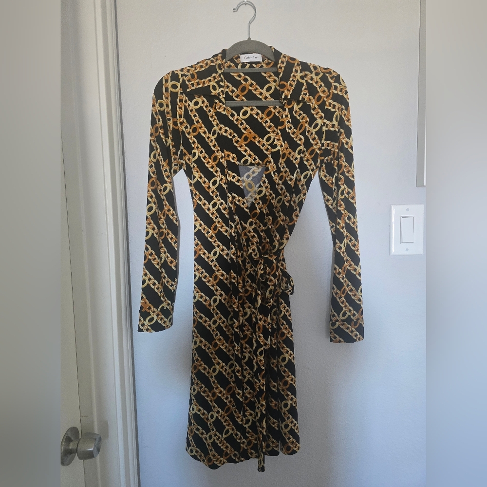 Calvin Klein Chain Faux Wrap Black Gold Chain Pattern Dress Size 4 EUC - Picture 2 of 12